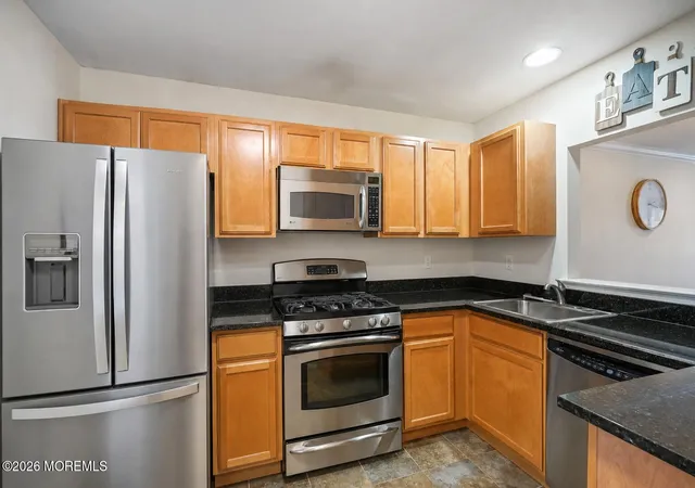 Homes for sale in South Amboy, NJ | 113 Adamecs Wy, South Amboy, NJ 08879 | MLS# 22614032
