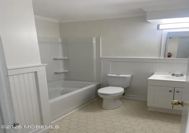 4th image of 434 Crawford St, Shrewsbury Twp, NJ 07724 | MLS# 22614119