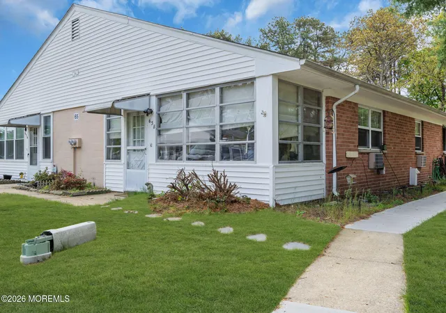 3rd image of 65 B Kennedy Dr #B, Whiting, NJ 08759 | MLS# 22614638