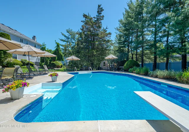 4th image of 6 Buck Dr, Freehold, NJ 07728 | MLS# 22614167
