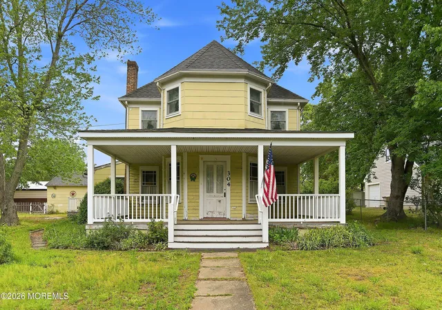 Homes for sale in Bayville, NJ | 304 Central Blvd, Bayville, NJ 08721 | MLS# 22614367