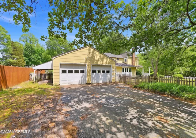 Homes for sale in Bayville, NJ | 304 Central Blvd, Bayville, NJ 08721 | MLS# 22614367