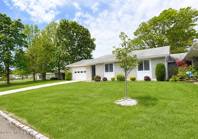 3rd image of 621A Deal Rd, Monroe Township, NJ 08831 | MLS# 22614231