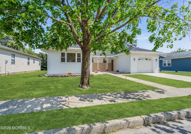 1st image of 11 Tampa Ln, Toms River, NJ 08757 | MLS# 22614265