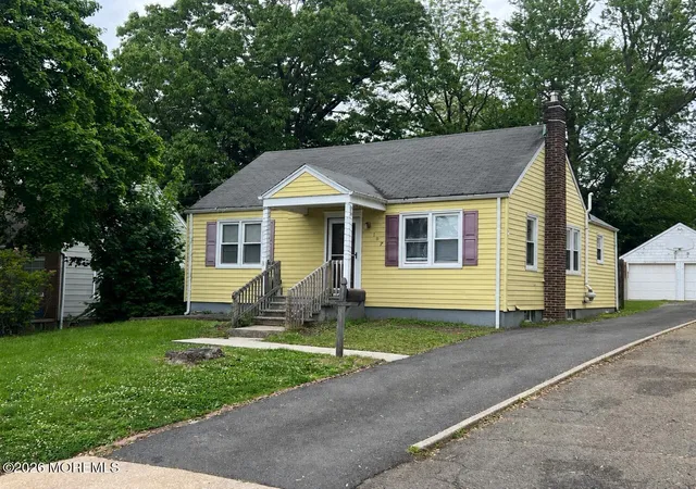 Homes for sale in Tinton Falls, NJ | 107 Clinton Pl, Tinton Falls, NJ 07724 | MLS# 22614344