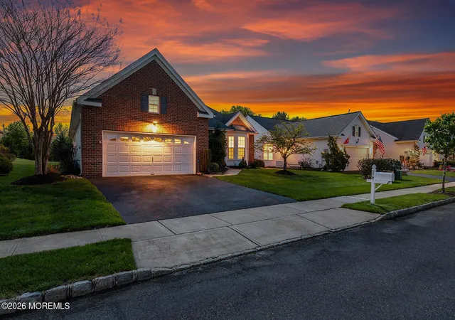 1st image of 14 Williamsburg Ct, Allentown, NJ 08501 | MLS# 22614438