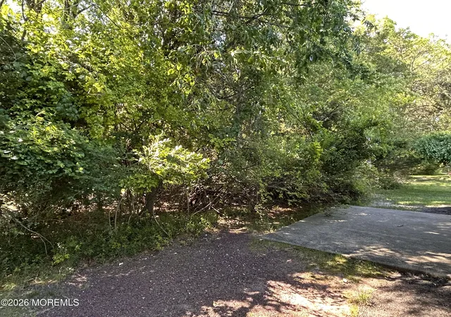 Photo 4 of Single family home for sale at 1978 Cherryvale Ct, Toms River, NJ 08755 | MLS# 22614524 | Listing updated on 2026-07-27