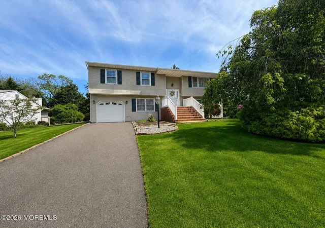 Photo 1 of Sale Pending at 108 Lonny Ct, Toms River, NJ 08753 | MLS# 22614609 | Listing updated on 2026-08-21