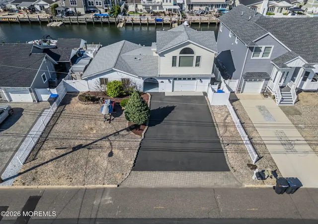 2nd image of 1838 Skiff Ct, Toms River, NJ 08753 | MLS# 22614730