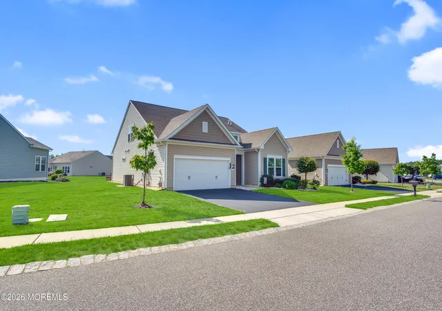 3rd image of 21 Aylesford Ln, Manchester Township, NJ 08759 | MLS# 22614898