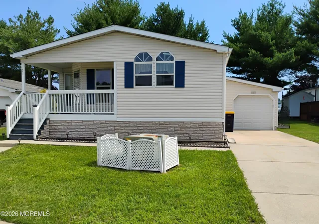 Homes for sale in Whiting, NJ | 51 Pine Ridge Blvd, Whiting, NJ 08759 | MLS# 22614754