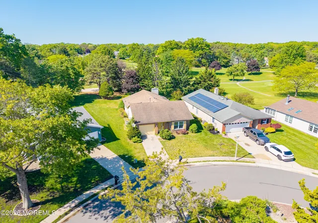 5th image of 1505 Essex Ct, Toms River, NJ 08755 | MLS# 22614828