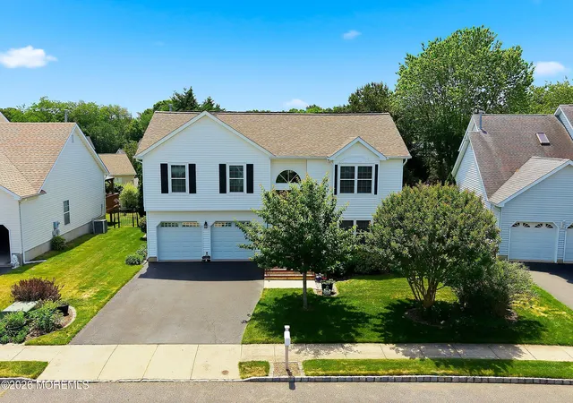 Homes for sale in Howell, NJ | 15 William Dr, Howell, NJ 07731 | MLS# 22617555