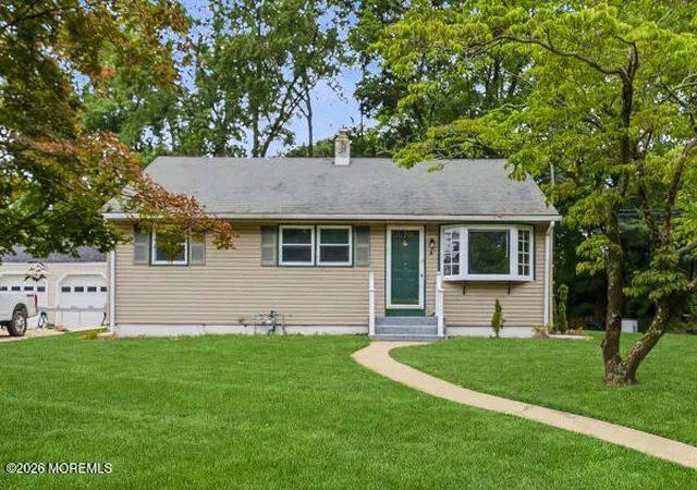 3rd image of 3 Willow Dr, Neptune Township, NJ 07753 | MLS# 22614966