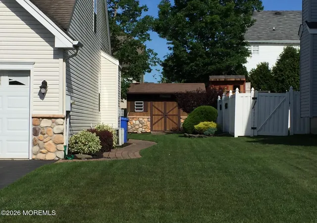Homes for sale in Manahawkin, NJ | 486 Mermaid Dr, Manahawkin, NJ 08050 | MLS# 22614948