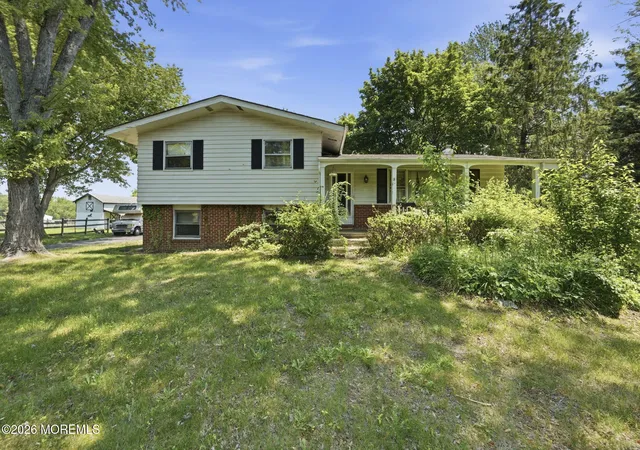 Homes for sale in Howell, NJ | 58 Vanderveer Rd, Howell, NJ 07728 | MLS# 22615549