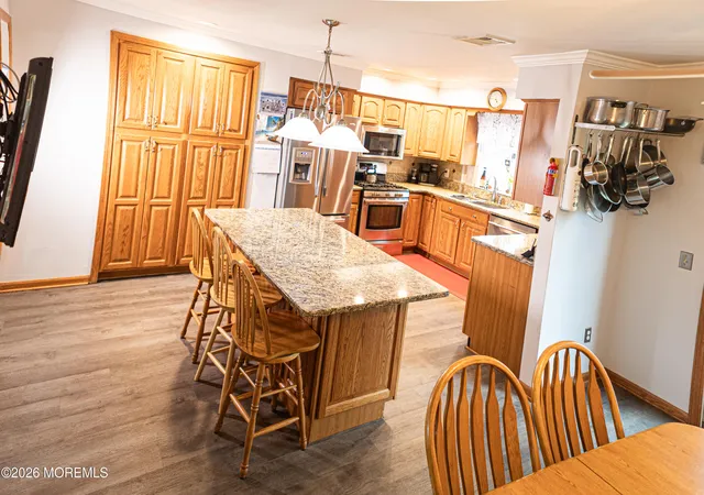 Photo 4 of Sale Pending at 10 Cardinal Dr, Toms River, NJ 08755 | MLS# 22615050 | Listing updated on 2026-09-17