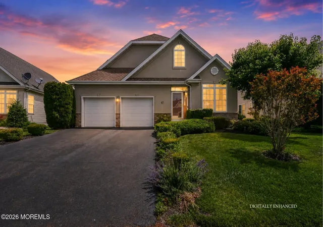 Homes for sale in Manalapan, NJ | 47 Yates Rd, Manalapan, NJ 07726 | MLS# 22617645