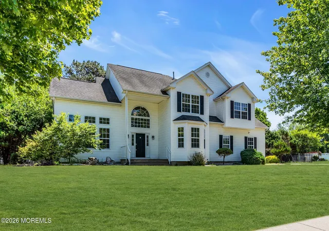Photo 2 of Single family home for sale at 46 Woodview Dr, Howell, NJ 07731 | MLS# 22615395 | Listing updated on 2026-06-25