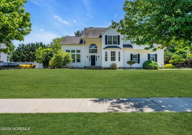 Photo 3 of Single family home for sale at 46 Woodview Dr, Howell, NJ 07731 | MLS# 22615395 | Listing updated on 2026-06-25