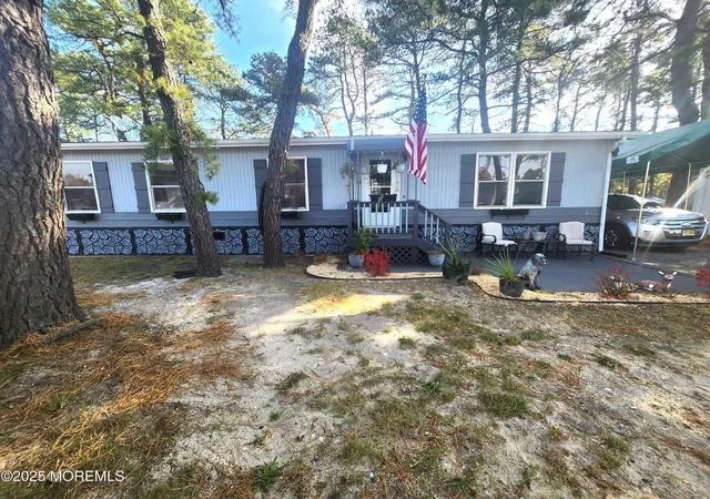 4th image of 165 Mockingbird Wy, Whiting, NJ 08759 | MLS# 22615124