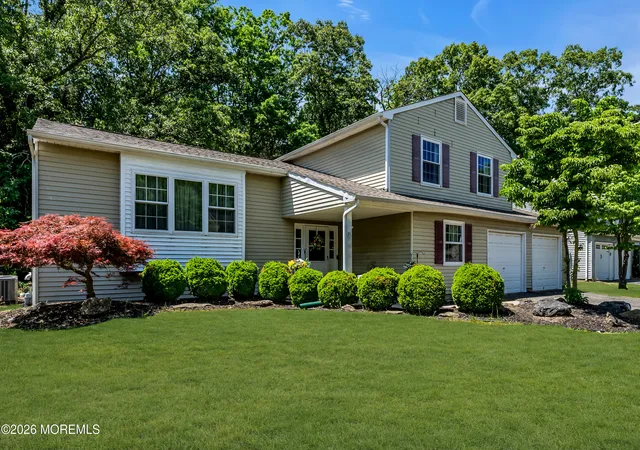 Homes for sale in Howell, NJ | 71 Glen Arden Dr, Howell, NJ 07731 | MLS# 22615159
