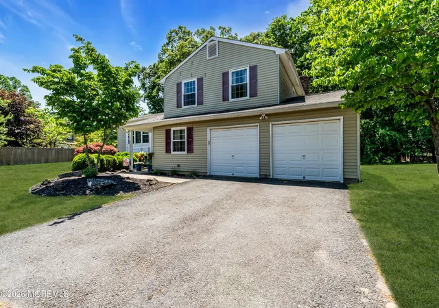 Homes for sale in Howell, NJ | 71 Glen Arden Dr, Howell, NJ 07731 | MLS# 22615159