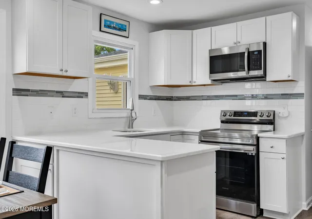 3rd image of 96 Yellowbank Rd, Toms River, NJ 08753 | MLS# 22615277