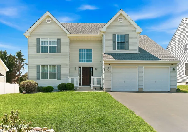 Homes for sale in Manahawkin, NJ | 184 Barracuda Rd, Manahawkin, NJ 08050 | MLS# 22615396