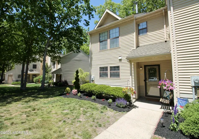 Homes for sale in Jackson, NJ | 111 Azalea Cir, Jackson, NJ 08527 | MLS# 22619754