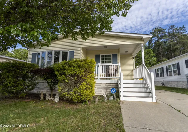 Homes for sale in Whiting, NJ | 1214 Winding Brook Wy, Whiting, NJ 08759 | MLS# 22615910