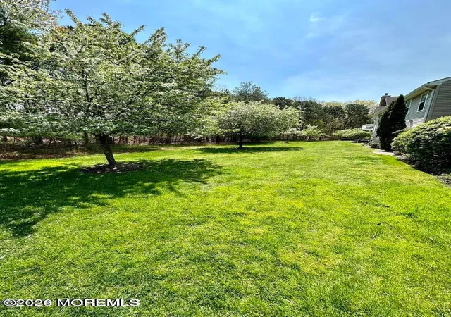 18th image of 76 Des Moines Ct, Tinton Falls, NJ 07712 | MLS# 22615458