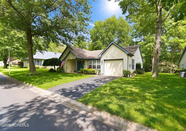 5th image of 89 Morning Glory Ln, Whiting, NJ 08759 | MLS# 22615729