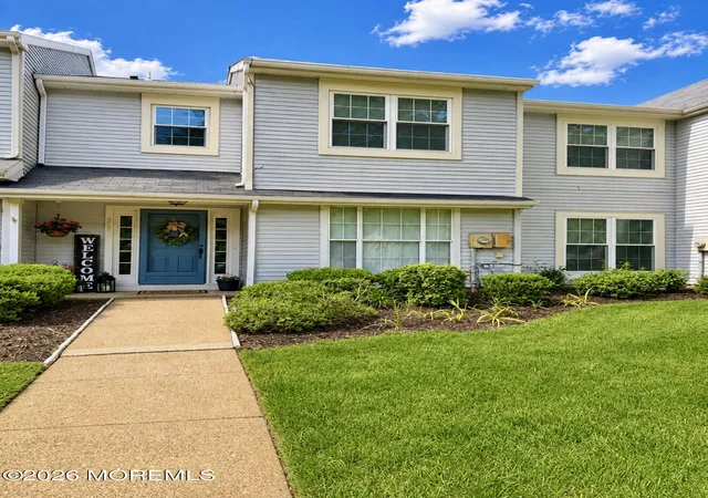 Homes for sale in Howell, NJ | 272 Sugar Maple Ct, Howell, NJ 07731 | MLS# 22615596