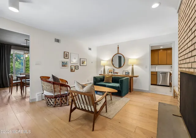 4th image of 5 Coventry Sq, Holmdel, NJ 07733 | MLS# 22616326