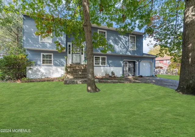 Photo 1 of Single family home for sale at 1038 Hearthstone Dr, Lakewood, NJ 08701 | MLS# 22615634 | Listing updated on 2026-05-28