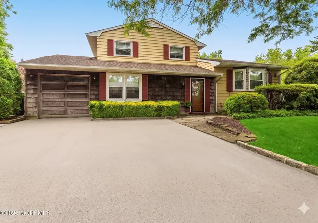 3rd image of 389 Marc Dr, Toms River, NJ 08753 | MLS# 22615651