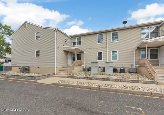12th image of 213 Main St #18, Keansburg, NJ 07734 | MLS# 22615594