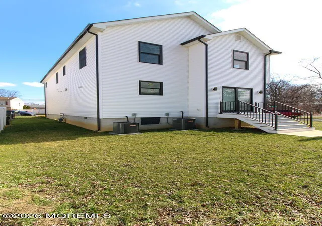 Photo 4 of Single family home for sale at 95 Kennedy Ave, Cliffwood, NJ 07721 | MLS# 22615637 | Listing updated on 2026-09-27