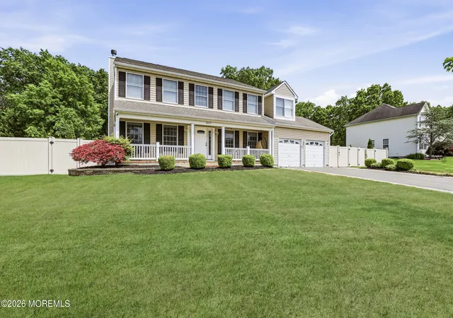 Photo 3 of Sale Pending at 2055 Mackenzie Rd, Toms River, NJ 08755 | MLS# 22615675 | Listing updated on 2026-09-08