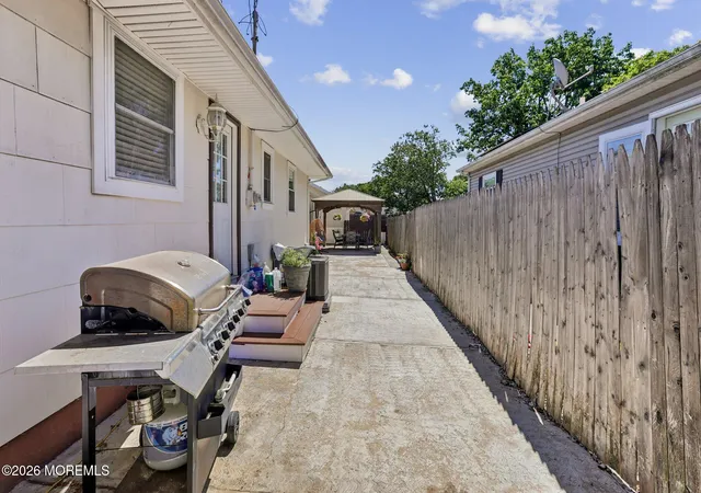 Photo 3 of Sale Pending at 525 Jackson Ave, Brick, NJ 08723 | MLS# 22615647 | Listing updated on 2026-08-04