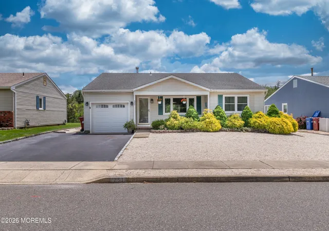 Homes for sale in Toms River, NJ | 251 Westbrook Dr, Toms River, NJ 08757 | MLS# 22616192