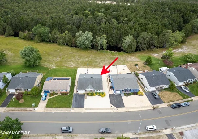 Homes for sale in Toms River, NJ | 251 Westbrook Dr, Toms River, NJ 08757 | MLS# 22616192