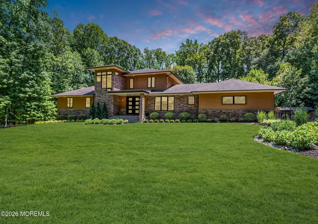 5th image of 17 Hidden Hollow Ter, Holmdel, NJ 07733 | MLS# 22616672