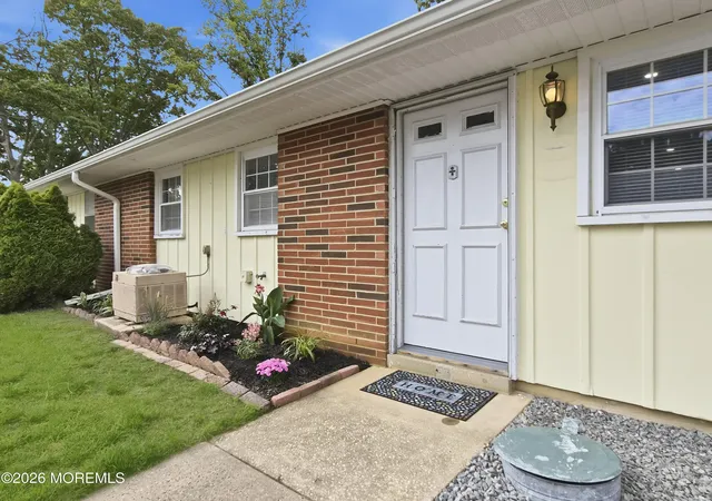 5th image of 151B Buckingham Dr, Lakewood, NJ 08701 | MLS# 22615722