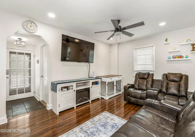 3rd image of 76 Morris Ave, Belford, NJ 07718 | MLS# 22615755
