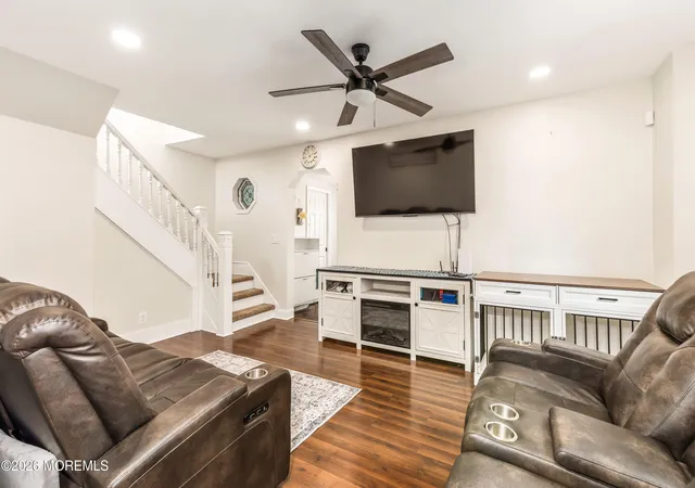 5th image of 76 Morris Ave, Belford, NJ 07718 | MLS# 22615755