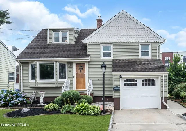 Homes for sale in Woodbridge, NJ | 11 E Grove Ave, Woodbridge, NJ 07095 | MLS# 22619145
