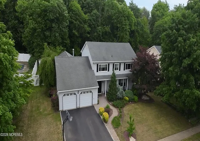 2nd image of 18 Erin Ln, Old Bridge, NJ 08857 | MLS# 22617517