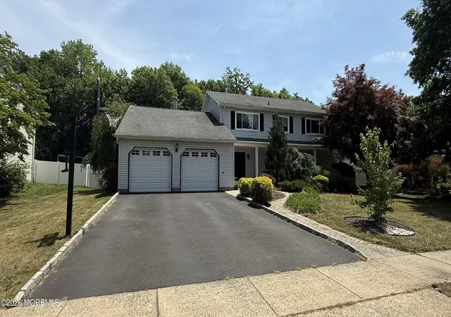 4th image of 18 Erin Ln, Old Bridge, NJ 08857 | MLS# 22617517